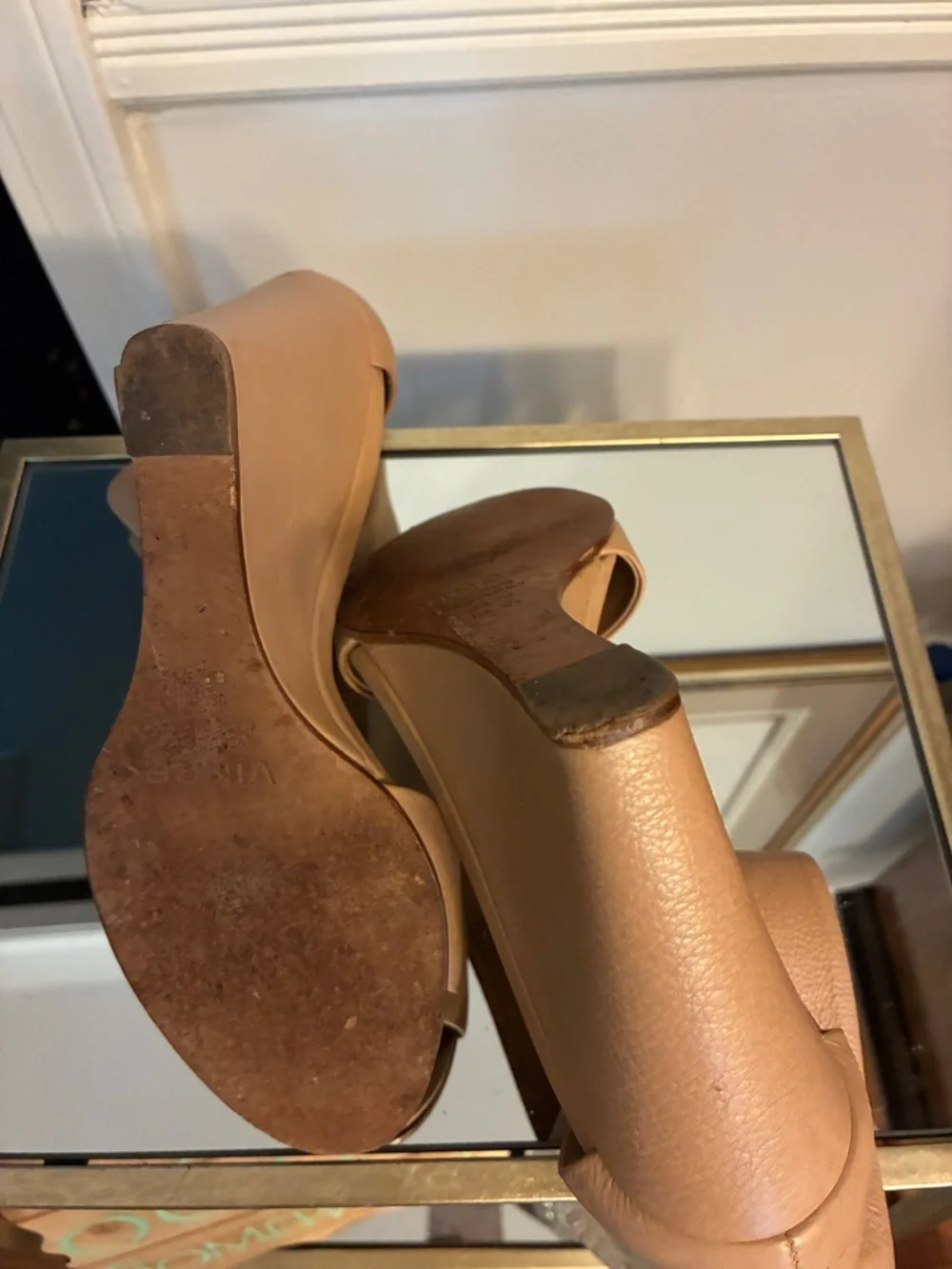 Vince Vero Cucio 4 Inch Wedge zip back 7M